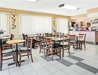 Travelodge Aurora Denver Area Bagian luar foto
